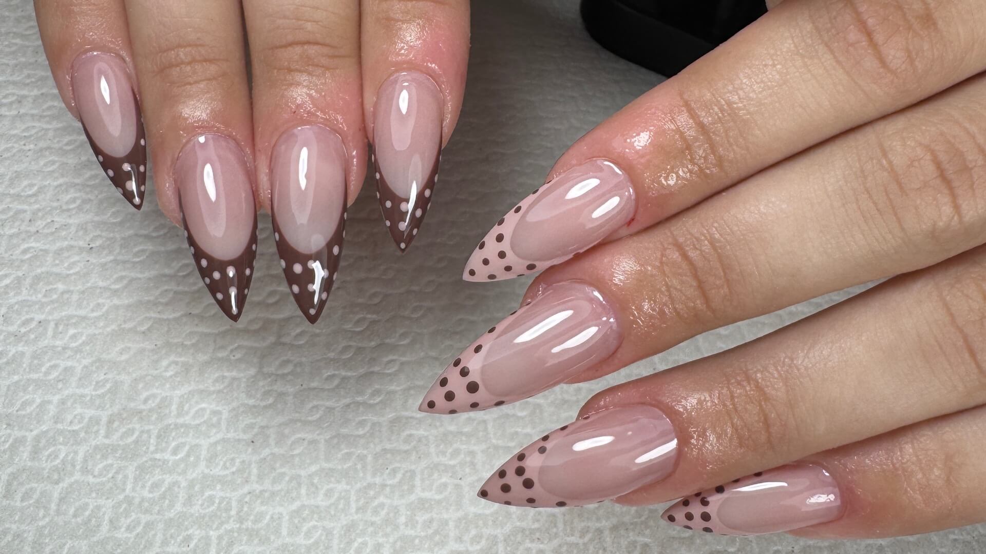  | שירי ניילס