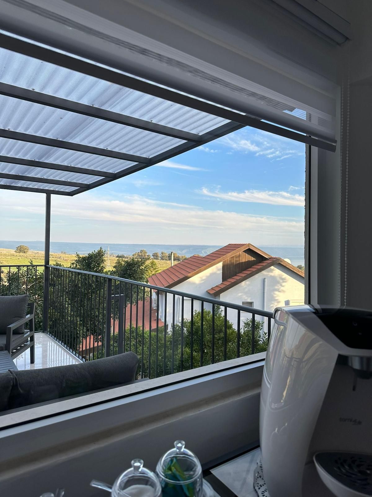 יובל אזולאי