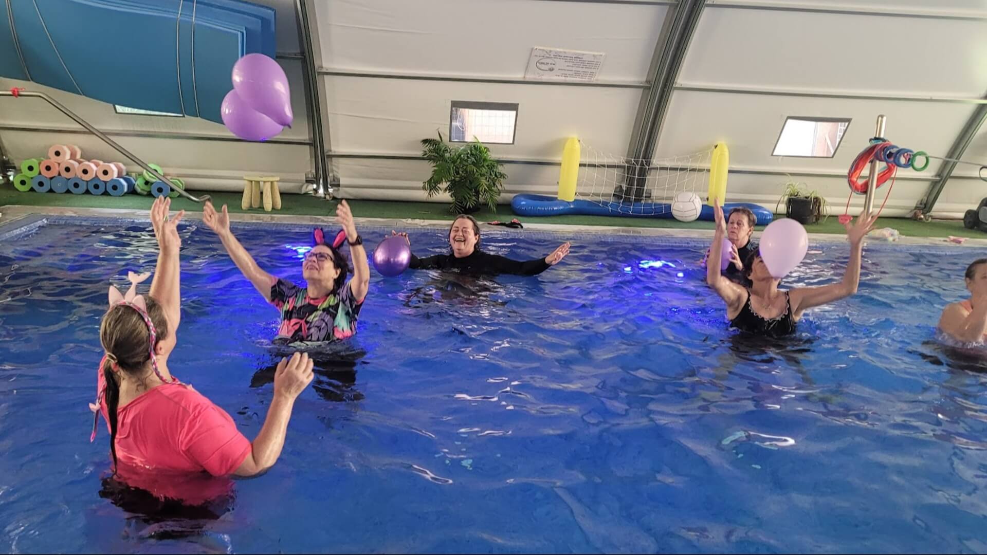 פרח על המים