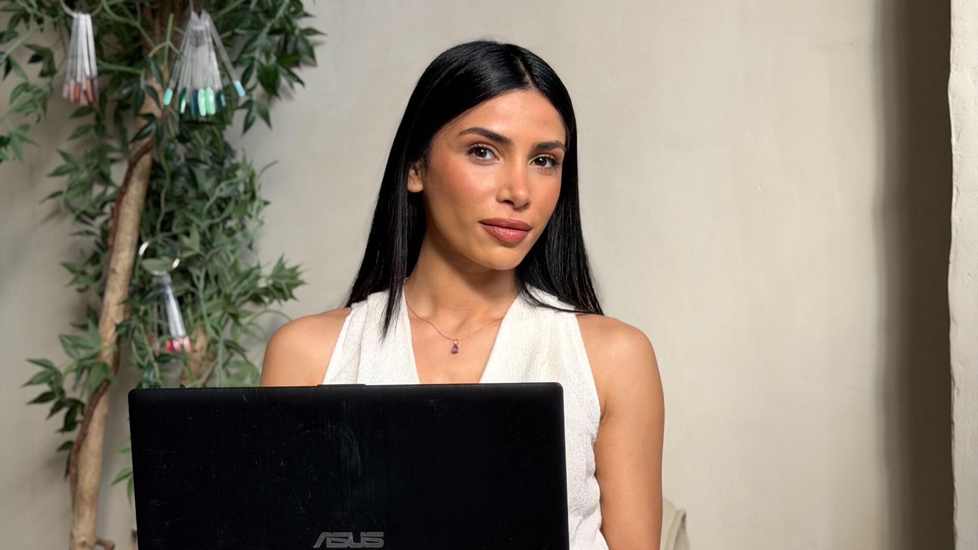  | ELEGANT. | שני תורג׳מן לק ג׳ל