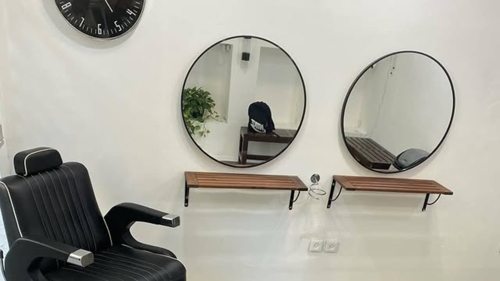 | Barberit